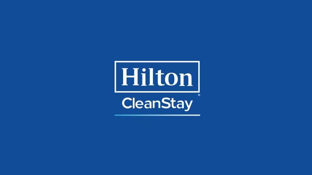 Hampton Inn Utica Esterno foto