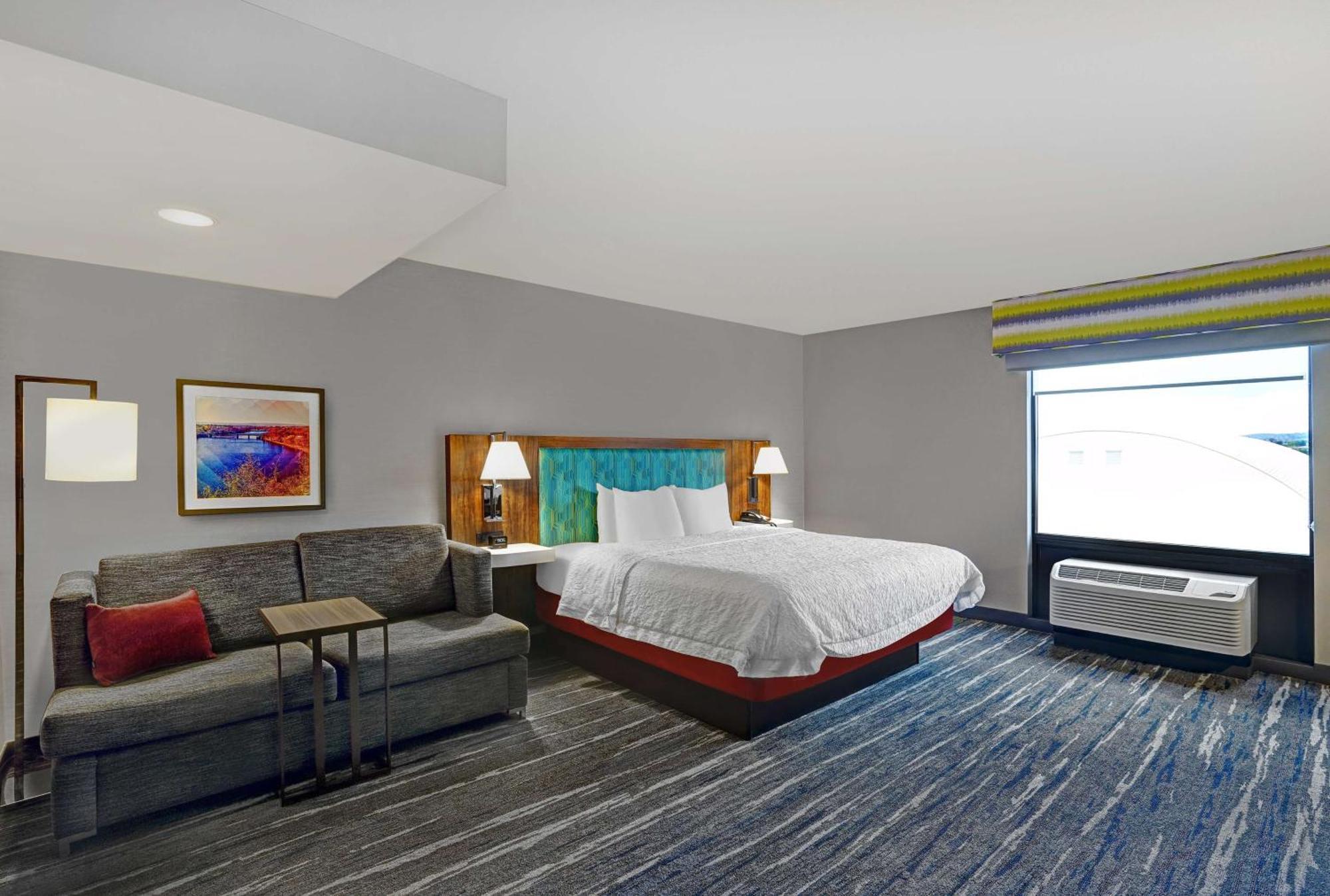 Hampton Inn Utica Esterno foto